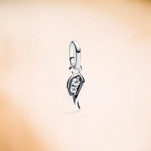 Pandora ME Sparkling Angel Wing Mini Dangle Charm - Picture 1 of 3